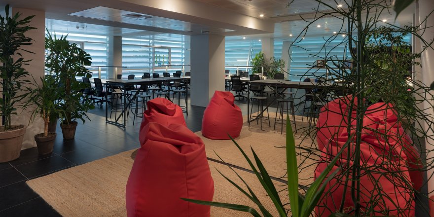 米兰 H-Farm 办公室——定制化 booth 打造温馨工作休闲空间-1