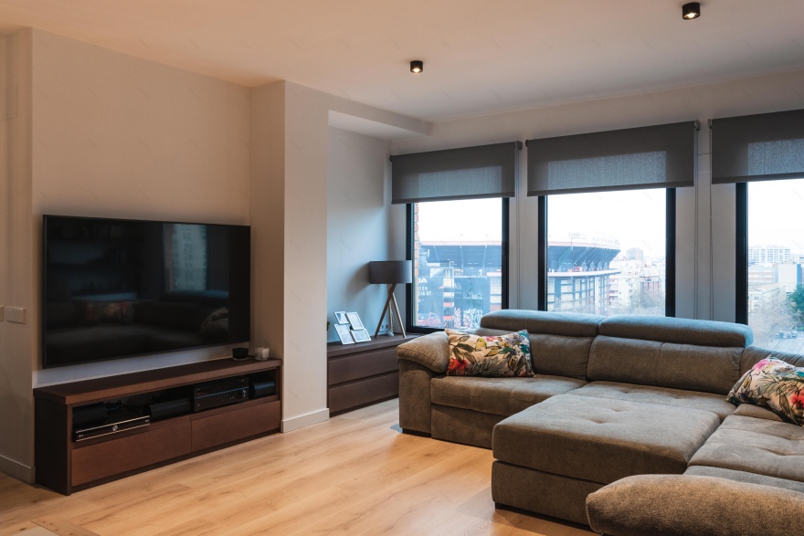 融合 90 年代建筑的现代平层设计-4