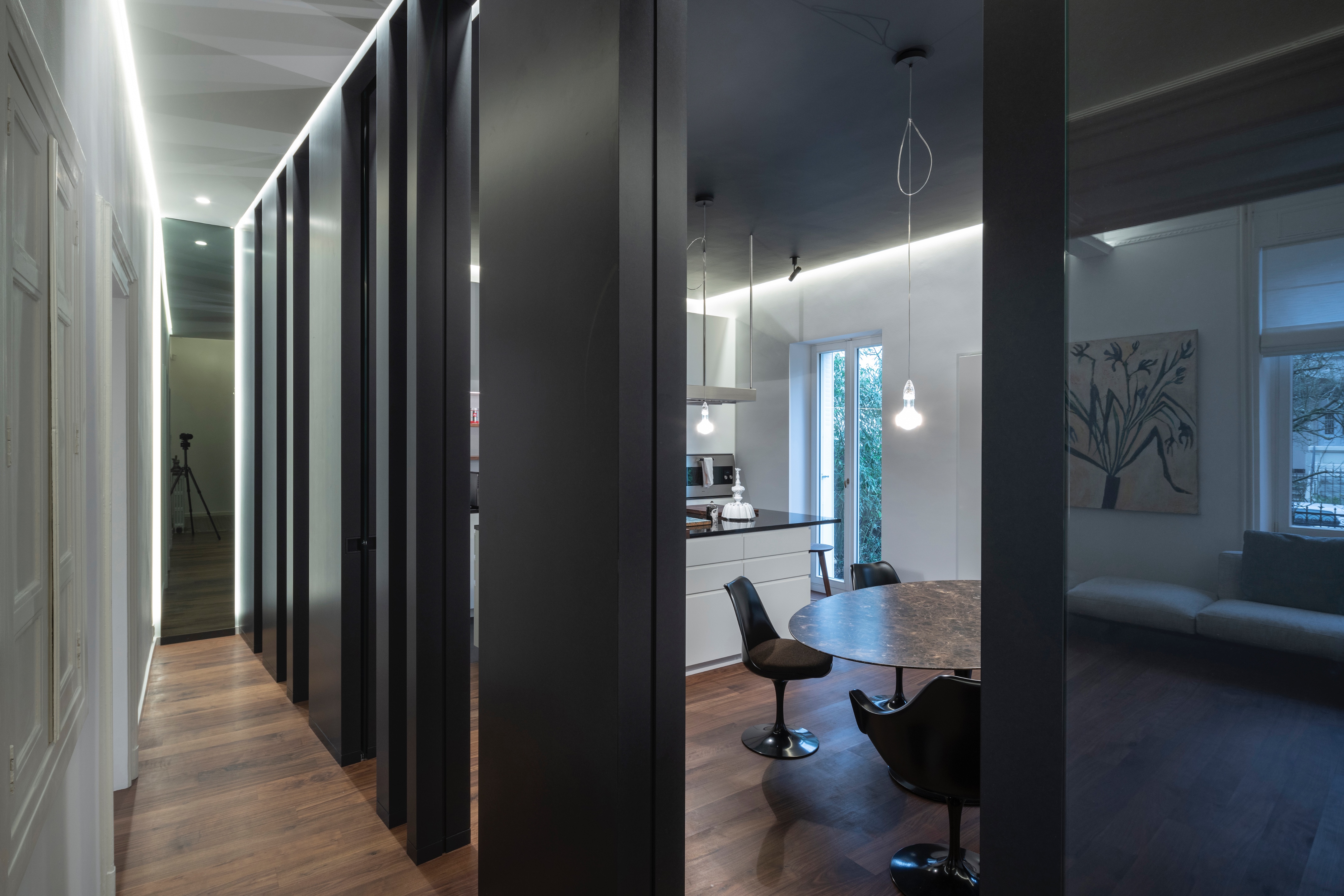 光影之间 | 卢森堡二十世纪二十年代老宅的现代新生-1