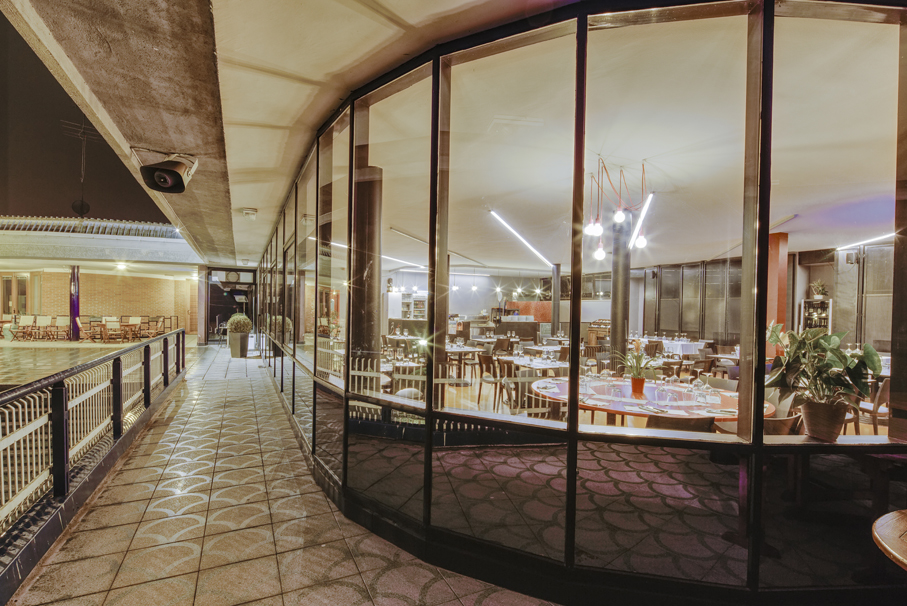 重塑乡村俱乐部餐厅 | Ai Beati 的室内设计之旅-7