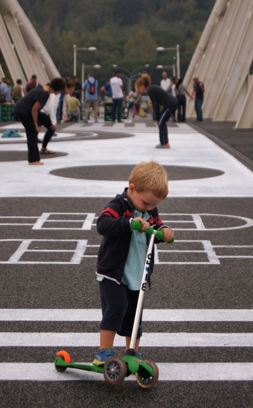 白色桥梁公共艺术装置(Di Ponte in Bianco)-5