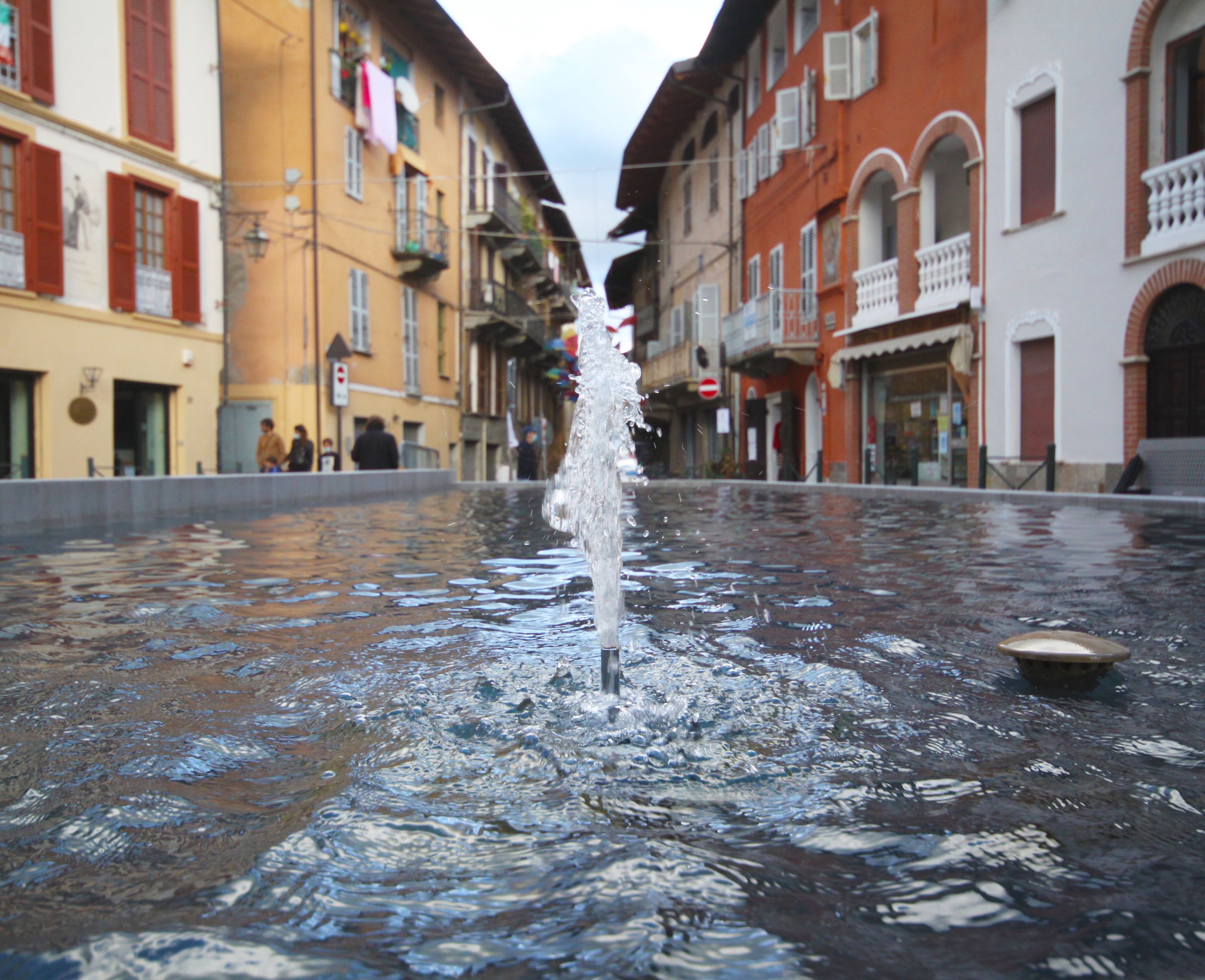 意大利 Giaveno 广场“动态之泉”丨Studio Dedalo Architettura-1