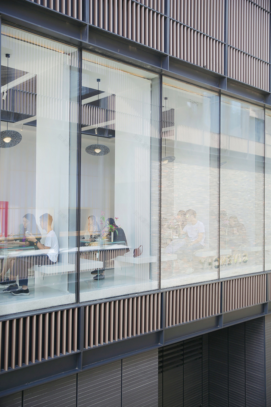 客从何处来 | 成都大慈寺甜品餐厅,红墙对话的拍照空间-42