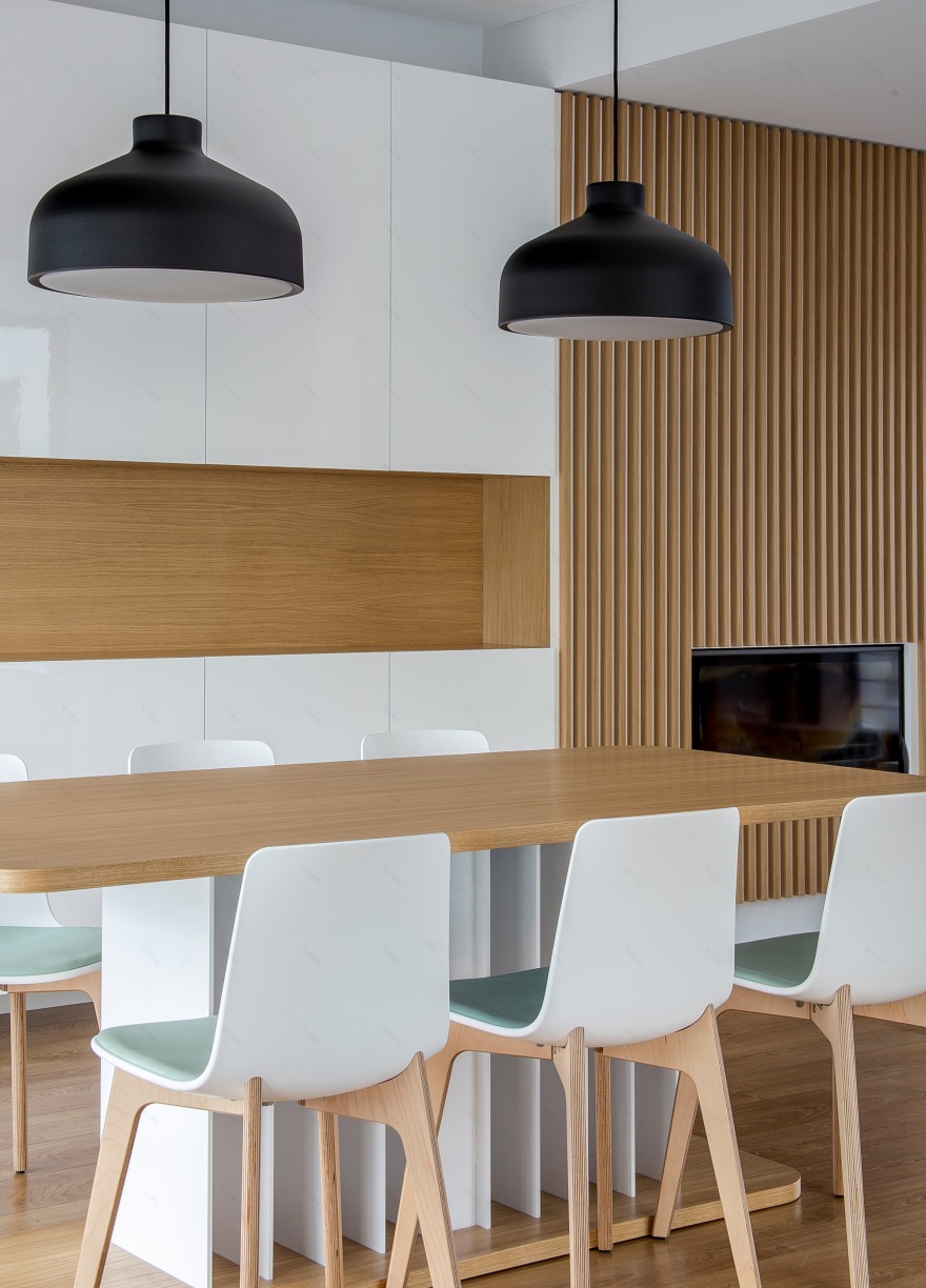 远避地中海色彩,北欧风别墅住宅-12