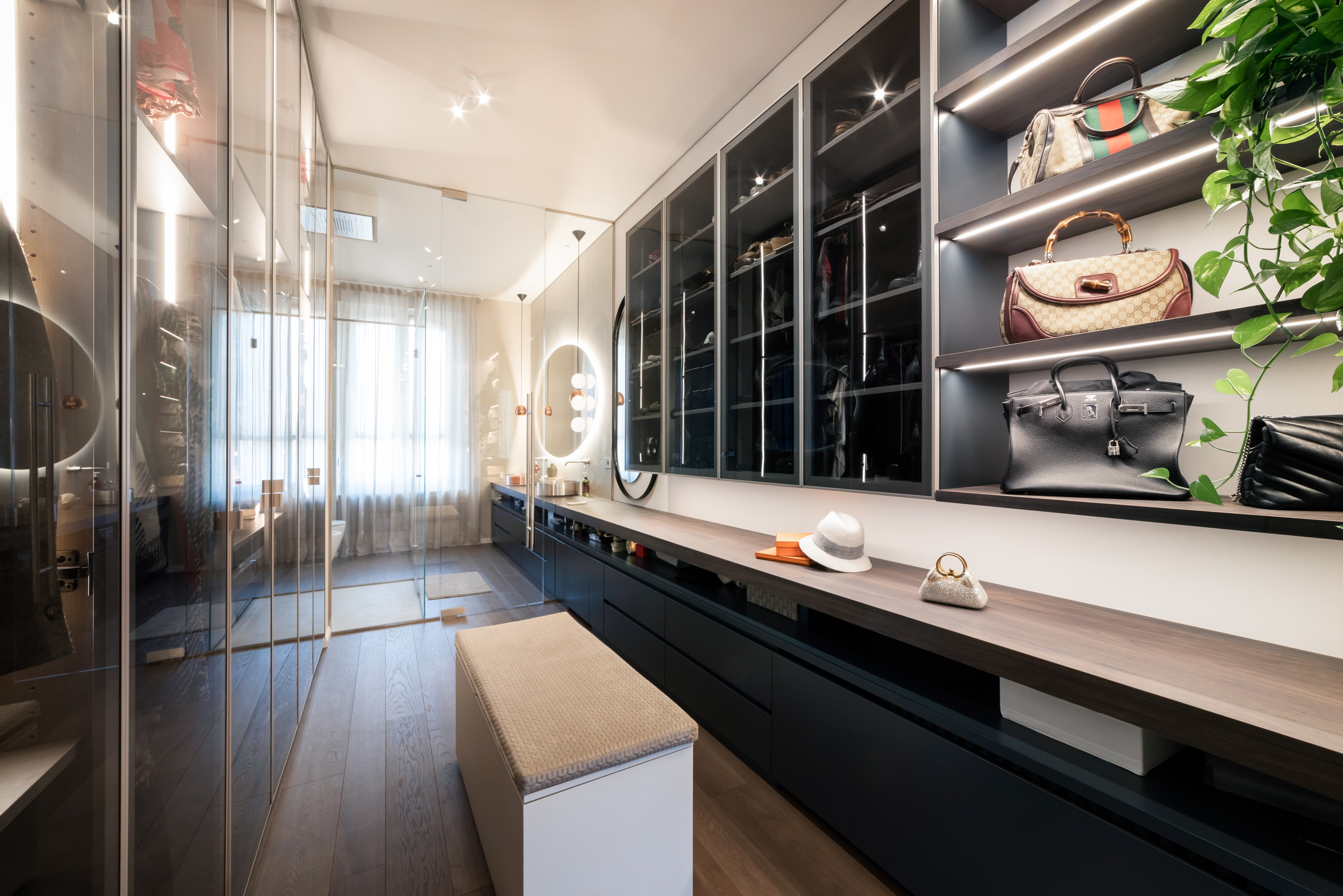 在都灵最著名的住宅区之一,我们进行了这次翻修-13