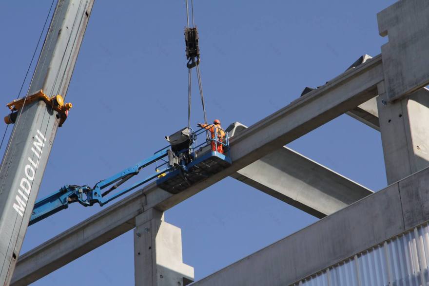 意大利钢铁工厂的现代化改造-21