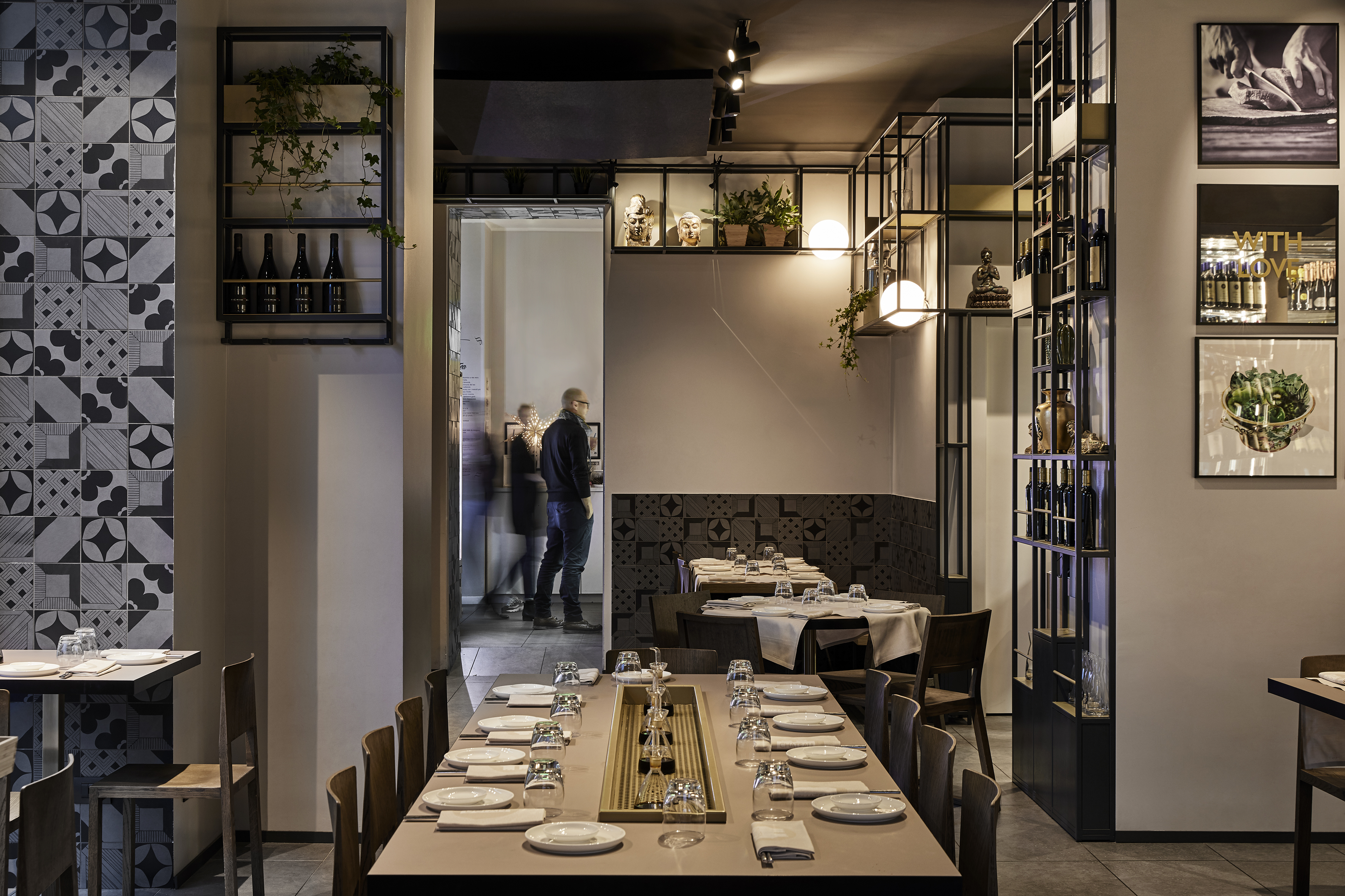 米兰 Chateau DuFan 餐厅 | 传统亚洲美食与现代设计的完美融合-9