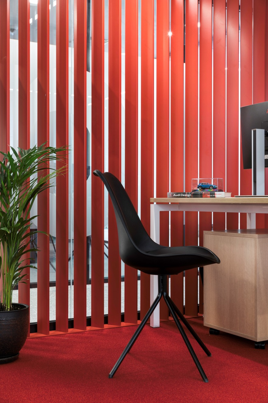 保时捷 Bulgaria 办公室 - 透明环保的现代工作环境-6