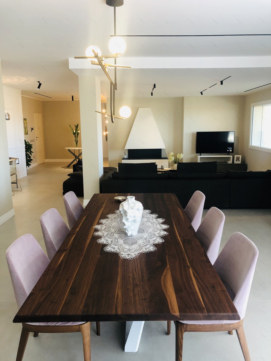 意大利海滨别墅的现代魅力-11