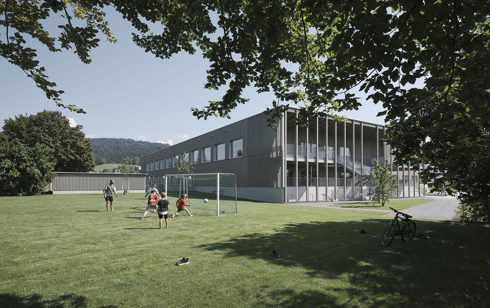 Bütze Wolfurt小学，奥地利/连接新旧建筑，创造统一连续的校园空间-72