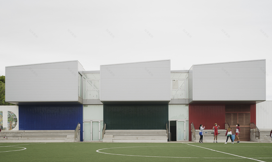 英国学校阿朗戈校区教室翻新设计-4