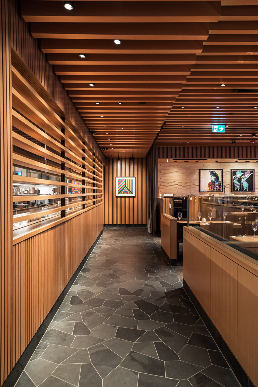 Cactus Club Cafe 旗舰店 | 温哥华设计团队打造的双层西餐厅-3