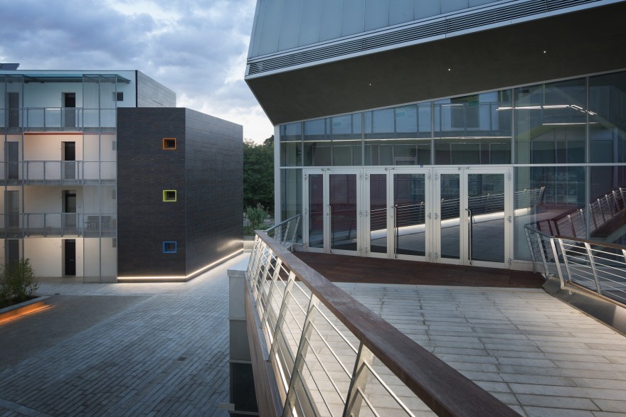 多功能综合体和·索奇尼-14