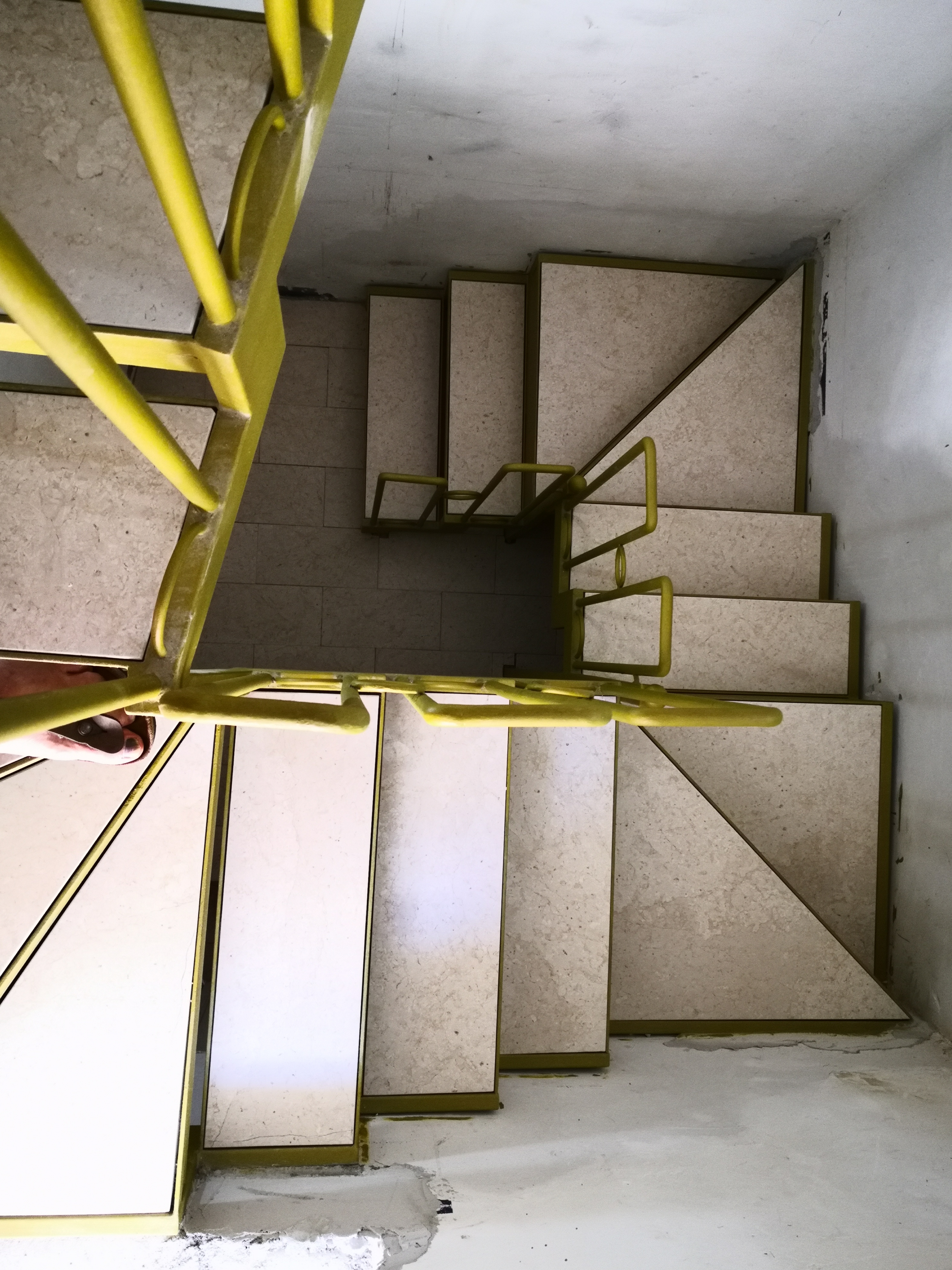 家族遗产的重生 | 废墟中的华丽蜕变-8