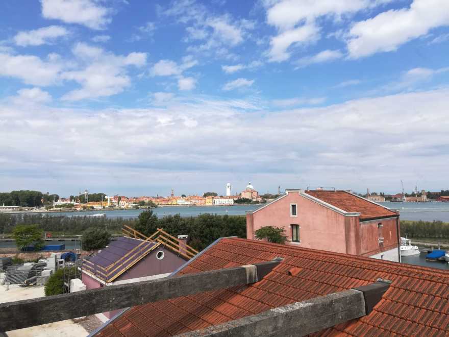 威尼斯城市公园 · 光能瓦片打造绿色环保屋顶-15