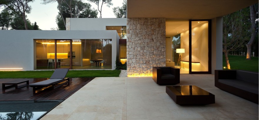 森林中的别墅,开放式空间与私密性的完美结合-32