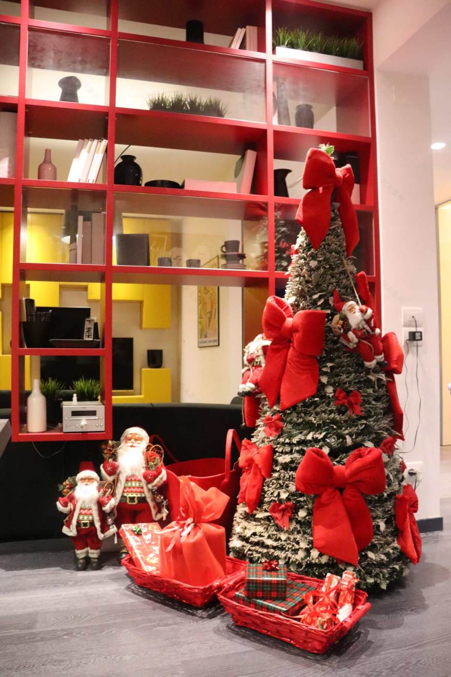 波普艺术与原色的碰撞 · Casa E 现代家居设计-7