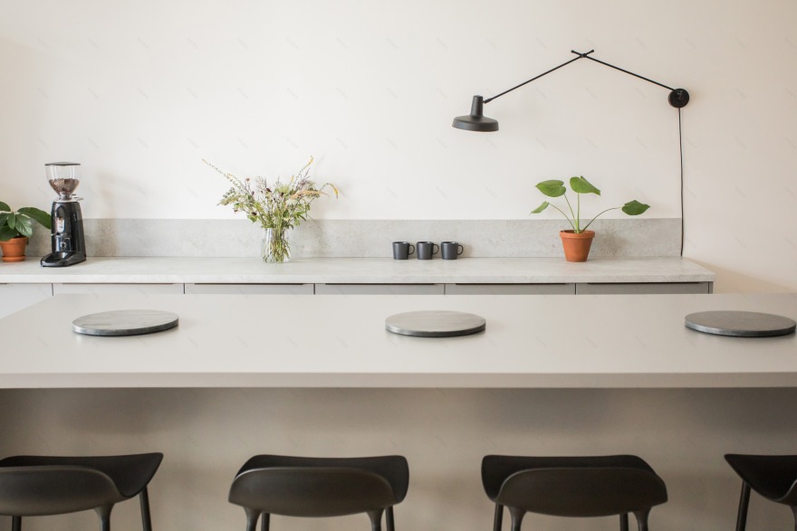 Represent 办公室-7