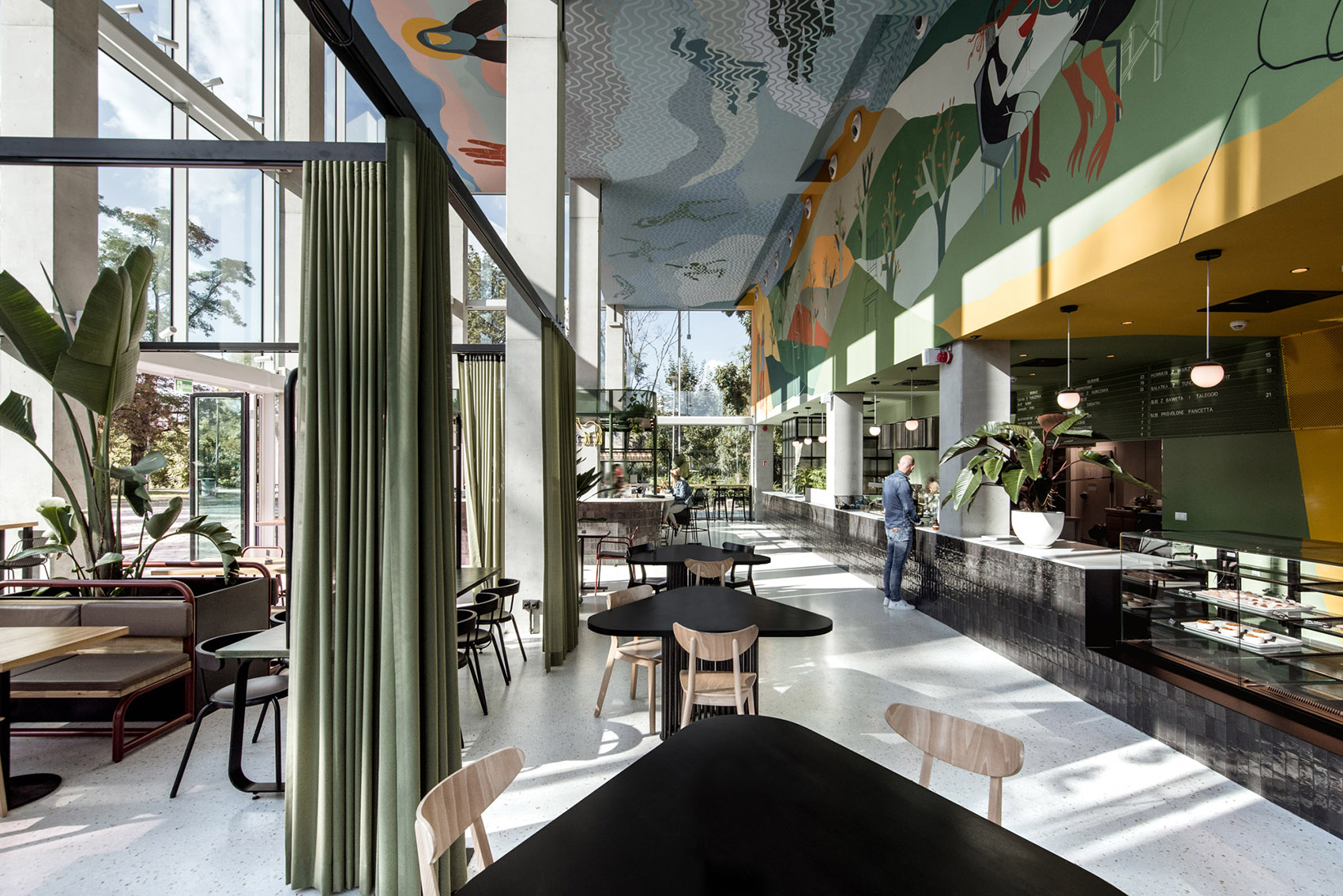 康科迪亚设计中心餐厅和屋顶露台，波兰/巧妙地填补建筑留下的空隙-70