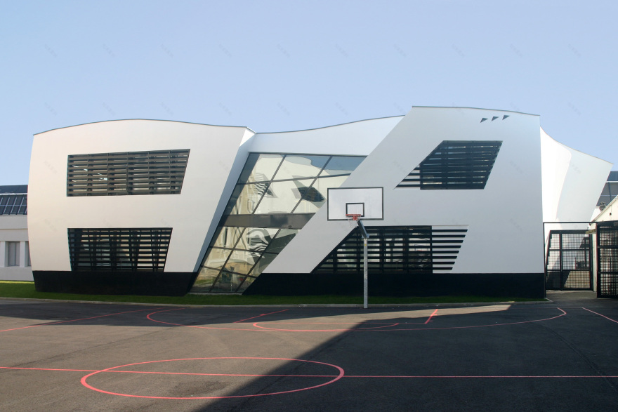 历史与现代共融的校园设计-12