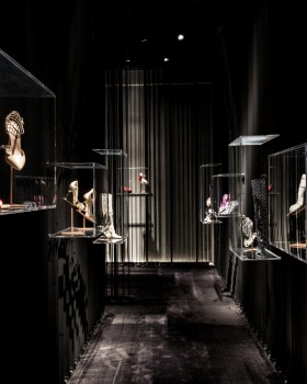 Marco Costanzi Architects丨鞋店丨SERGIO ROSSI FACTORY