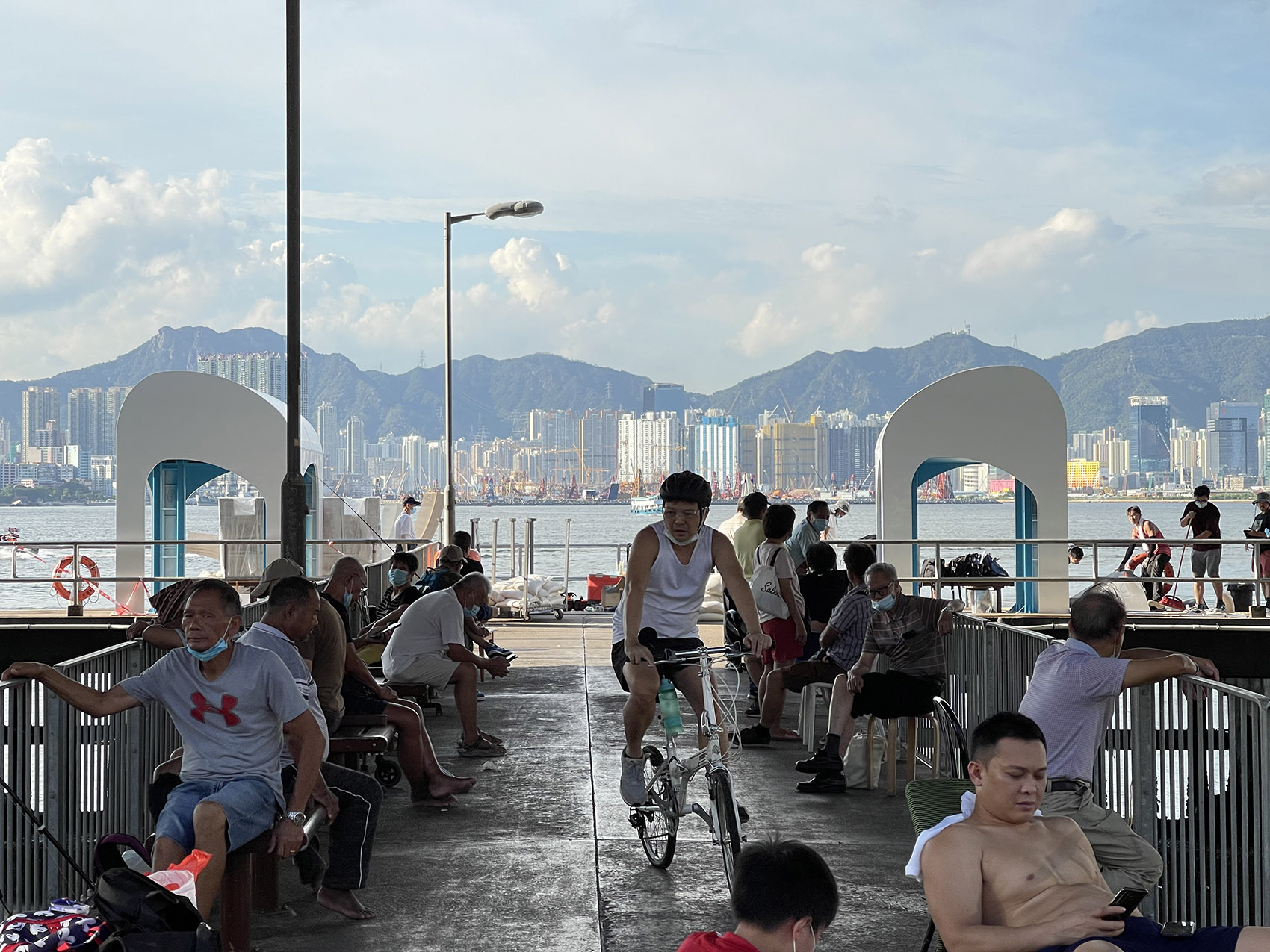 夏季凉亭，香港/维多利亚港公共码头上首个俯瞰狮子山的艺术装置-64