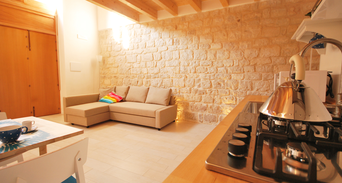 "900 年历史建筑蜕变，现代风格的三层独立公寓"-4