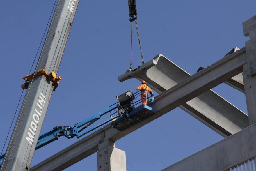 意大利钢铁工厂的现代化改造-19