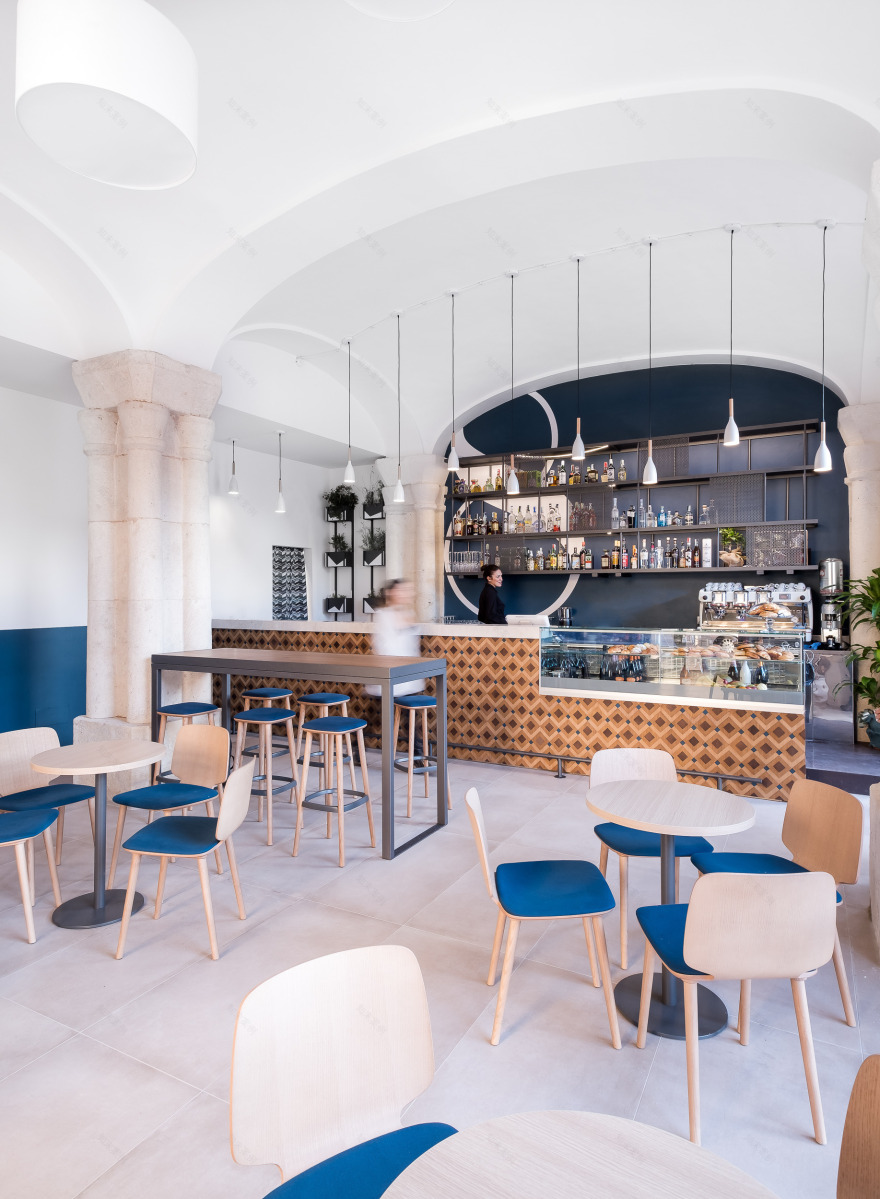 3D 打印技术打造的意大利风情咖啡店-3