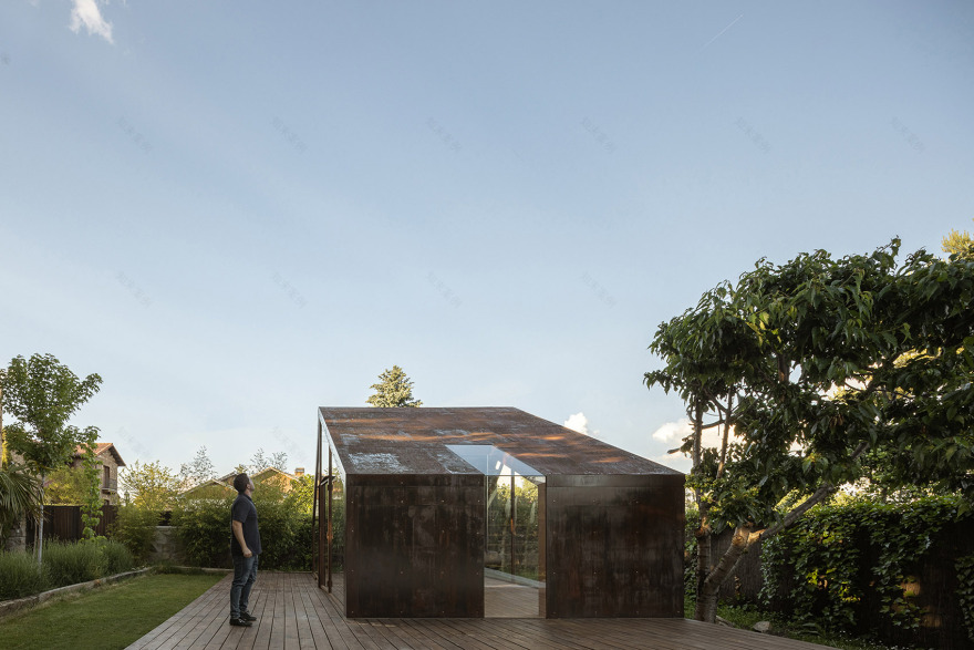 马德里作家小屋丨西班牙马德里丨MuDD Architects-14