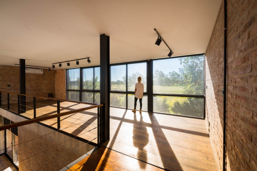 自然与生活共融的别墅设计-9