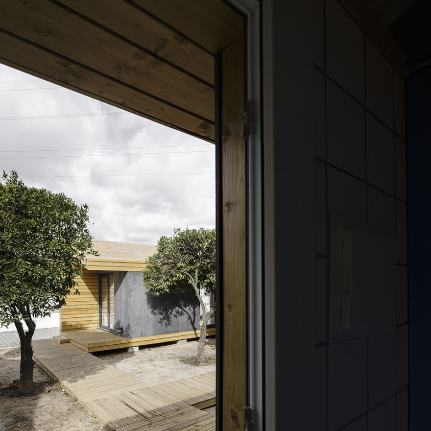果园中的模块化木结构教室丨葡萄牙丨Estúdio AMATAM-56
