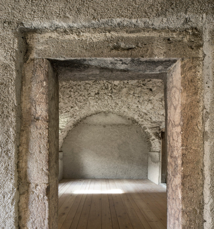 简朴与精致的碰撞 | 山地别墅设计-12