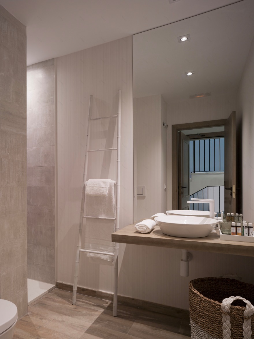 地中海风情融入酒店设计,打造温馨家园-18