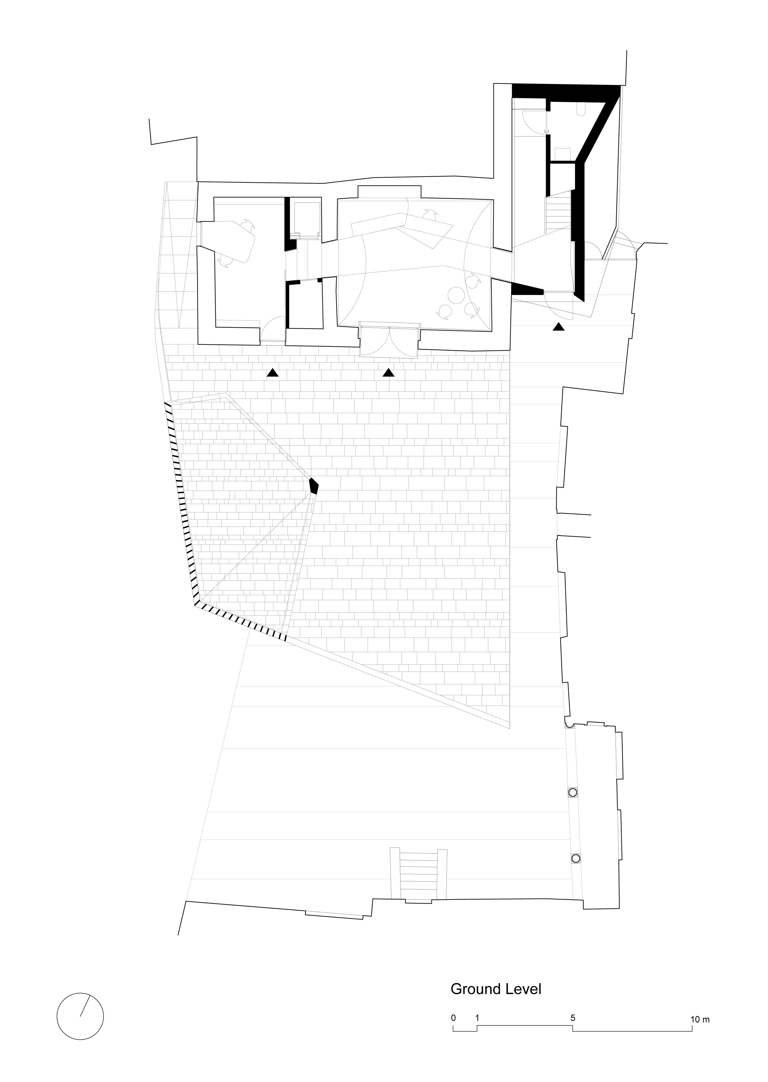 中世纪堡垒建筑的现代复兴——意大利 Torre del Borgo 别墅-5