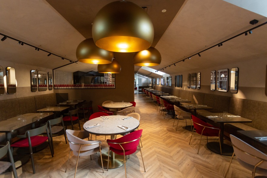 米兰首家 N10 体验餐厅,足球传奇的美食之旅-3