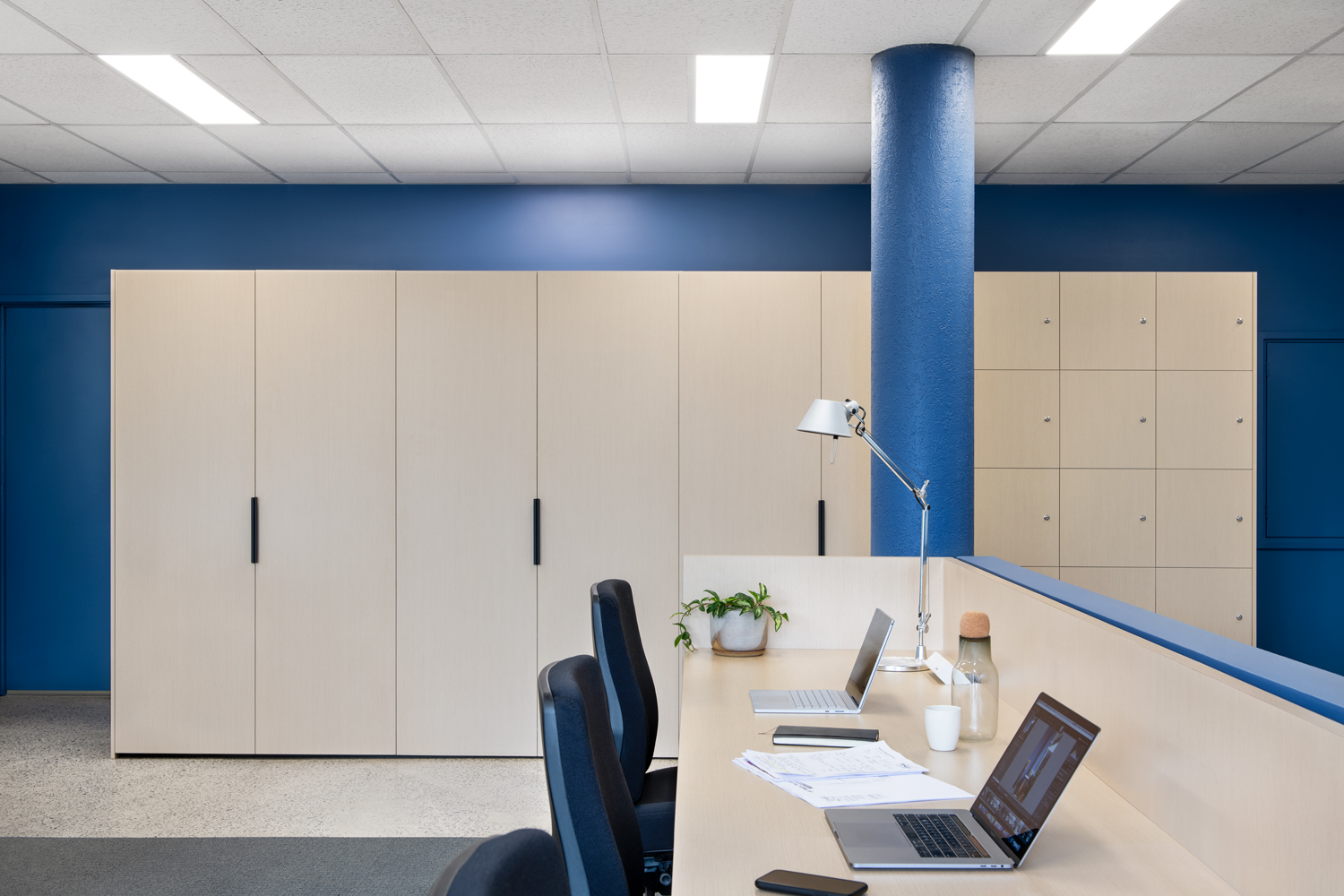 地形咨询公司灵动办公空间设计-5