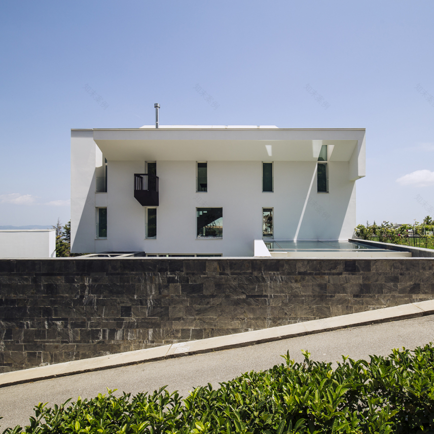 意大利 Sila 山区的生态住宅设计-32