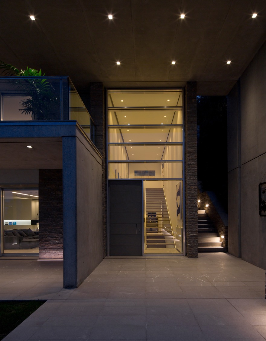 意式湖畔别墅,诠释自然与现代共生设计-56