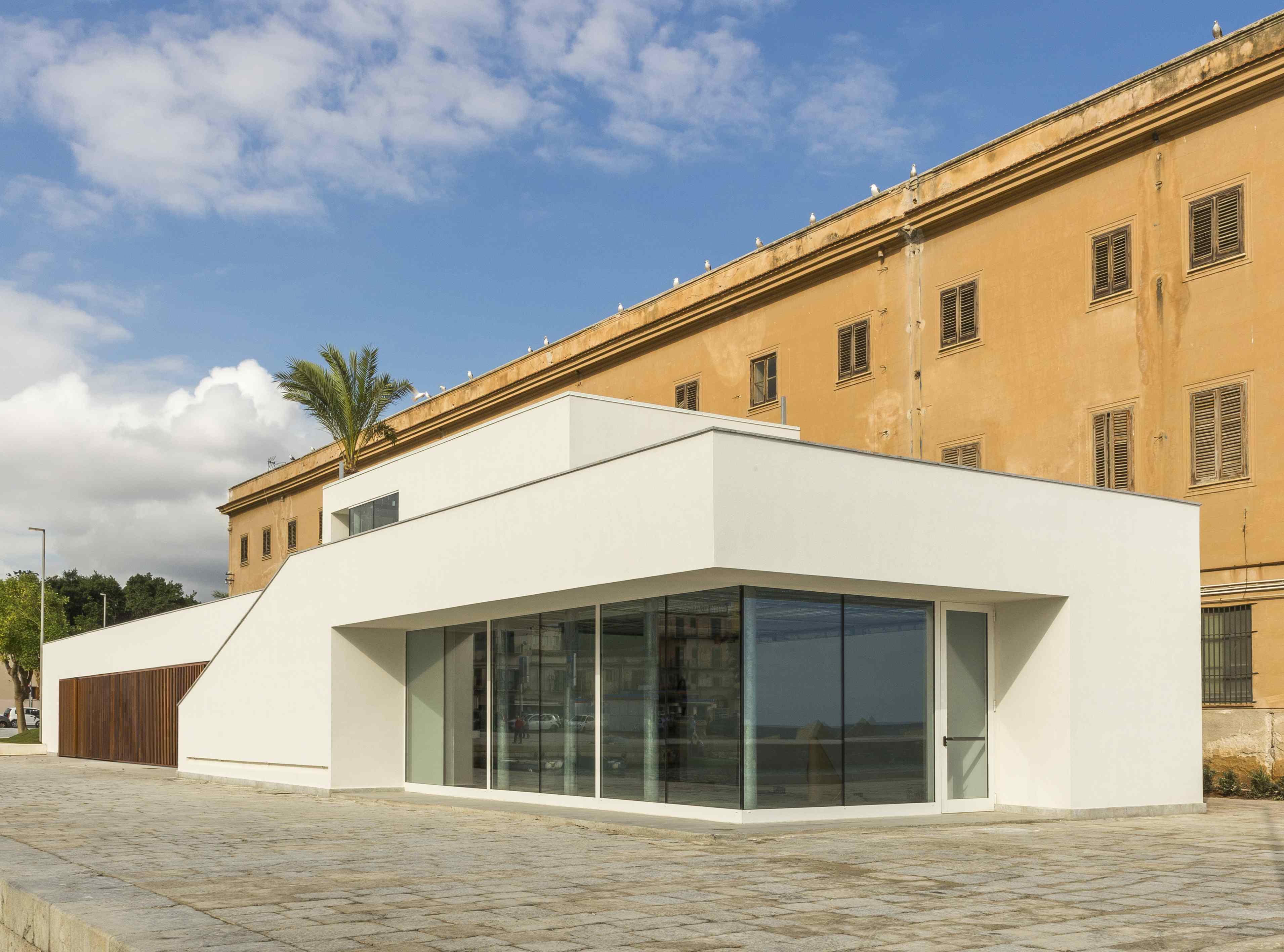 重焕生机的意大利港口城市 · Palermo 海滨广场-5