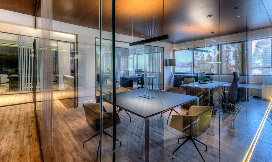 希腊比雷埃夫斯 Oinoussian Diamond Shipping Corporation 办公室设计-1