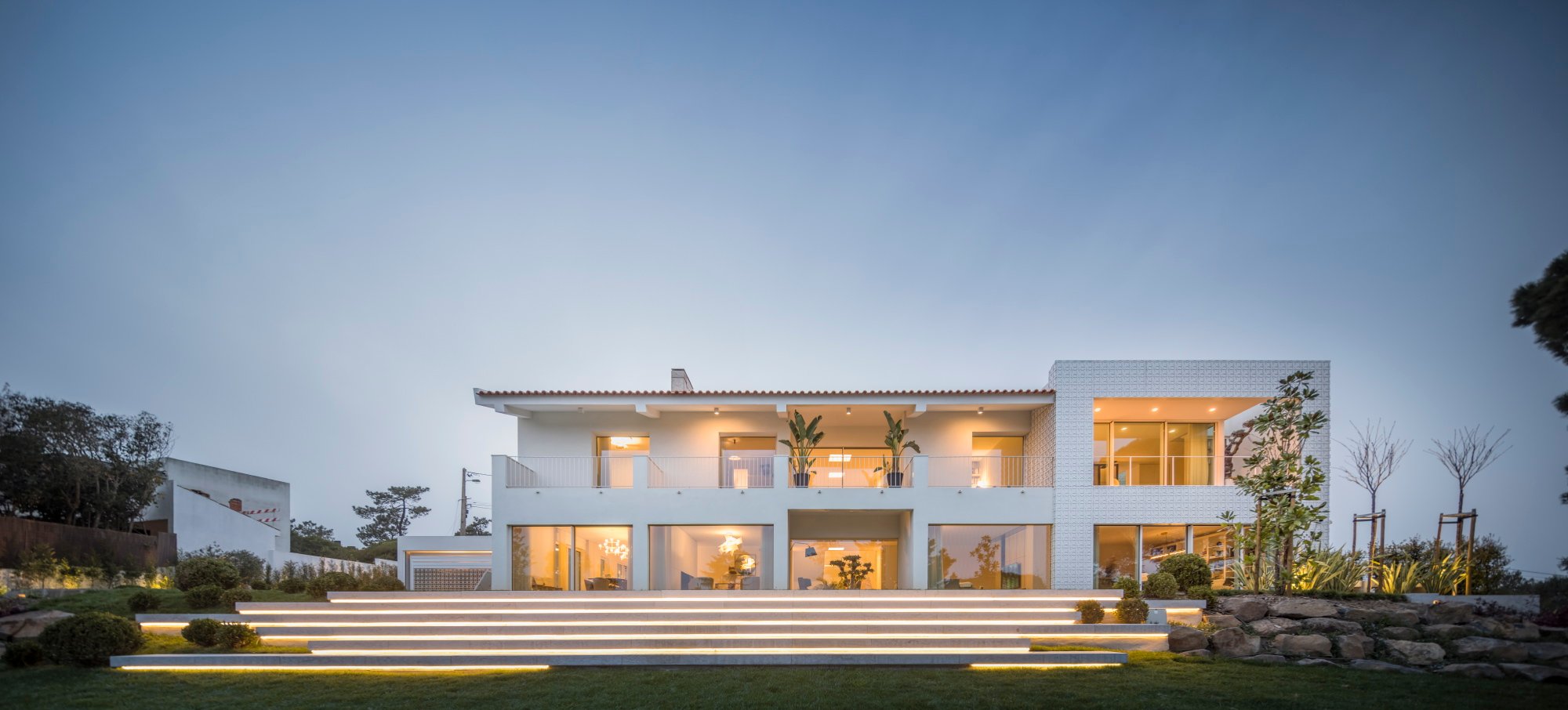 葡萄牙 Estoril RM House 现代别墅设计丨João Tiago Aguiar,arquitectos-46