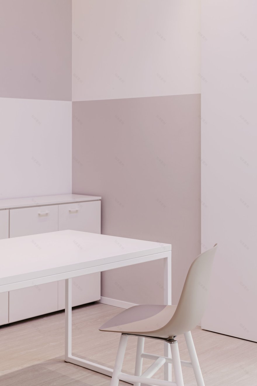 极简科技风,展现工业产品魅力-0