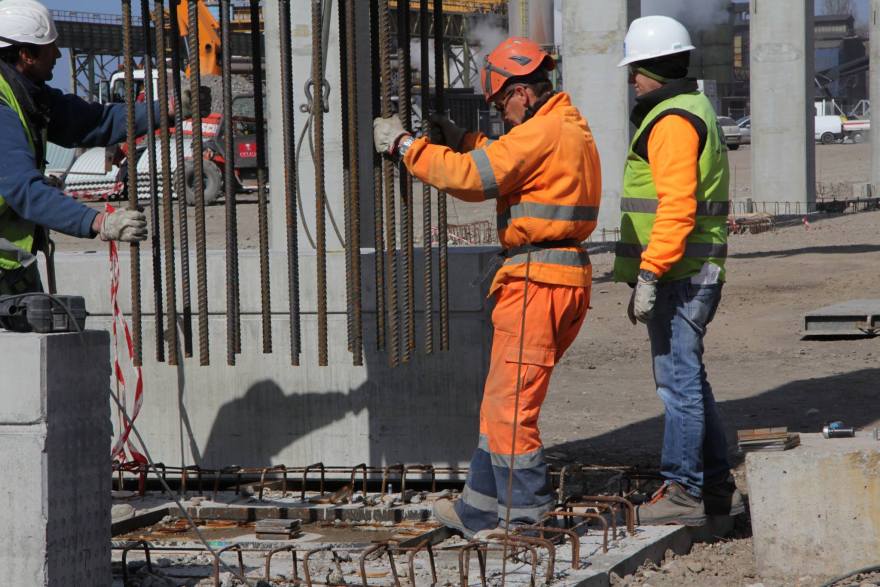 意大利钢铁工厂的现代化改造-58