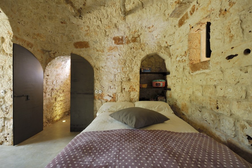 意大利乡村别墅,玻璃立方体与传统土屋的完美融合-16