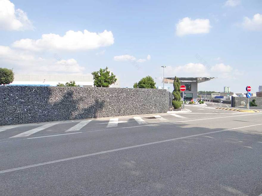 Bergamo 办公室创意金属笼式设计丨意大利贝加莫-5