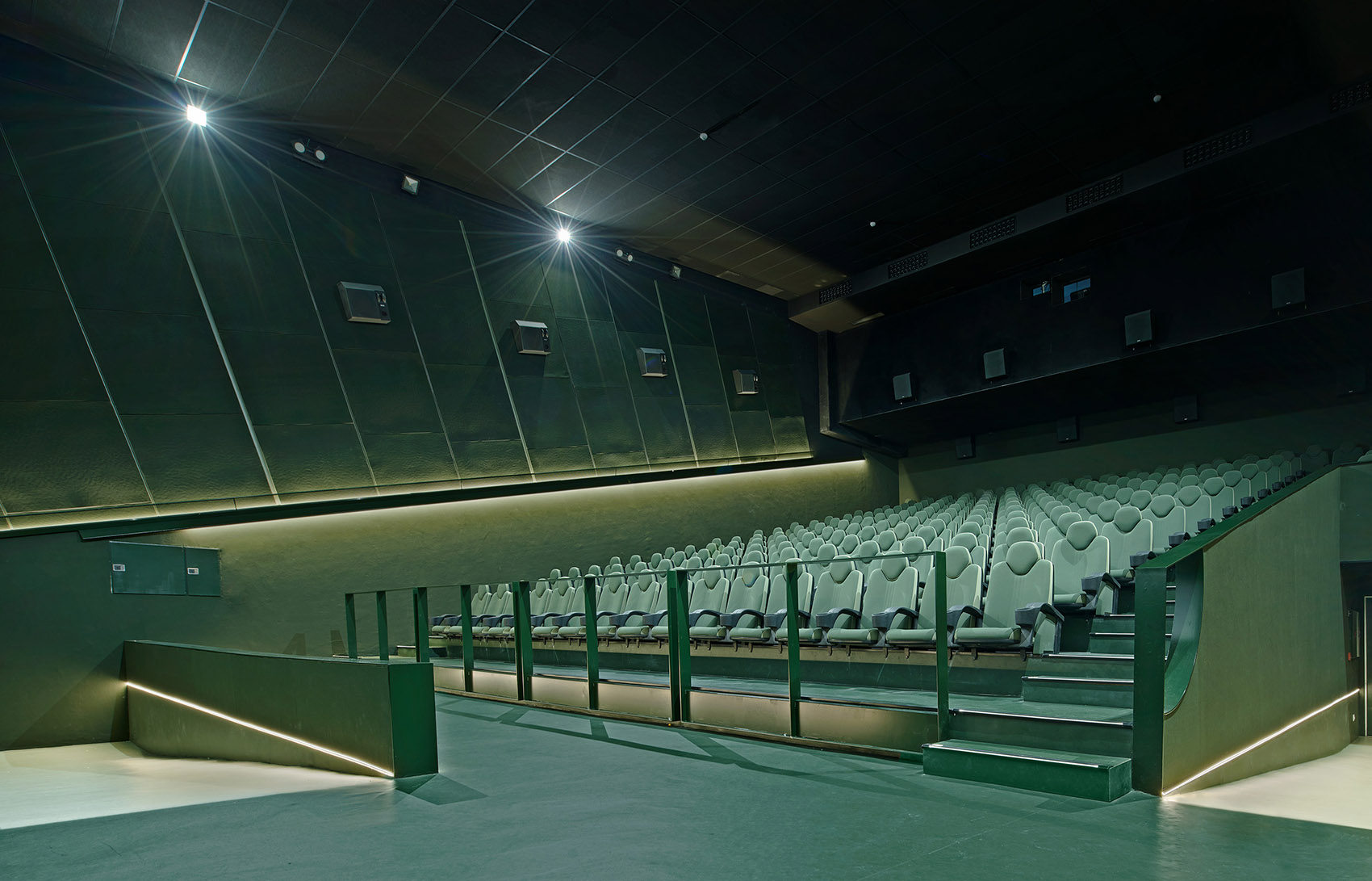 Filmax电影院的4个放映厅改造，西班牙/开发沉浸式的观影体验以吸引数字时代的观众-3
