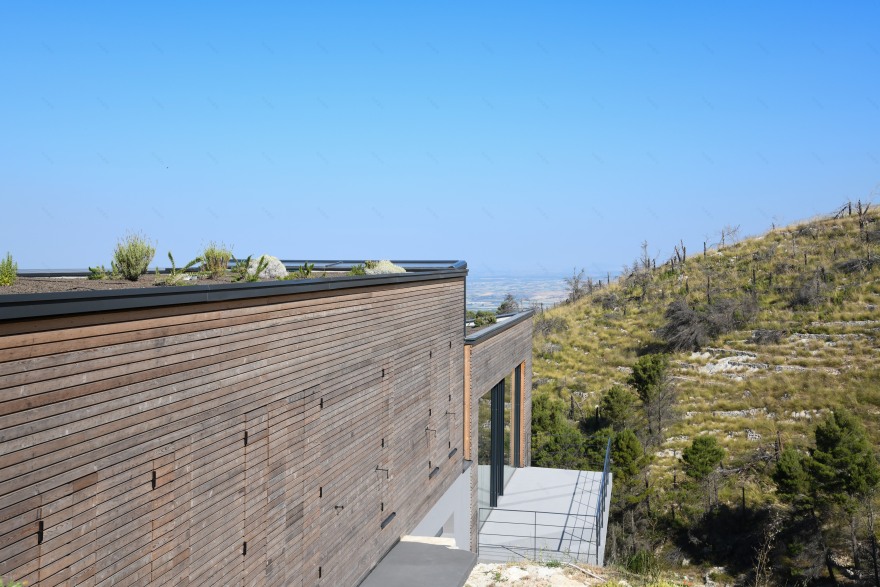 绿意盎然的自然之家——意大利 Villa Luz 别墅设计-10