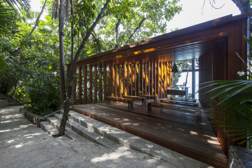 若Joá Chapel是人名和教堂名的组合,可译为若阿教堂-1