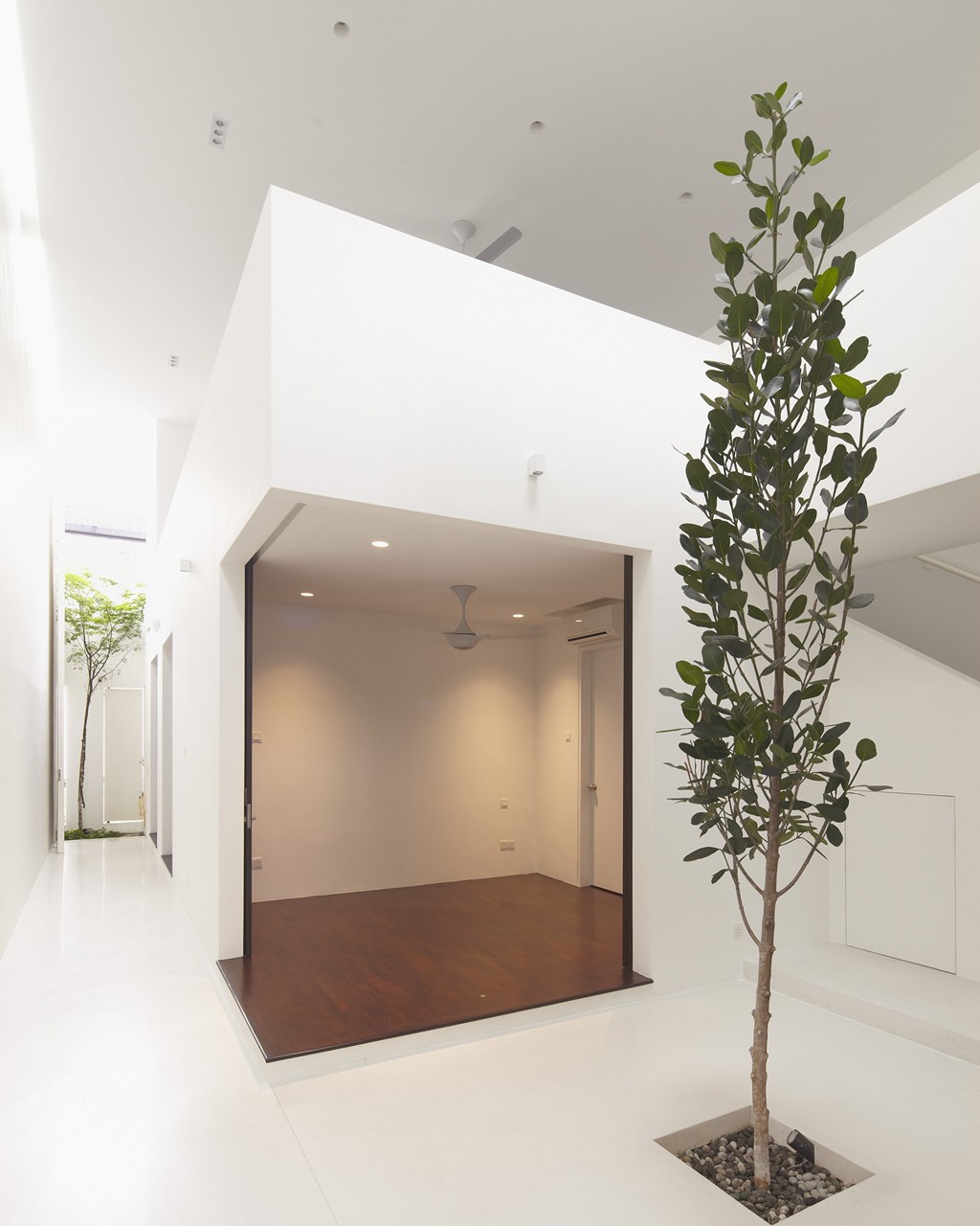 Fabian Tan Architects 的 Ittka House | 双层别墅设计翻转空间概念-4